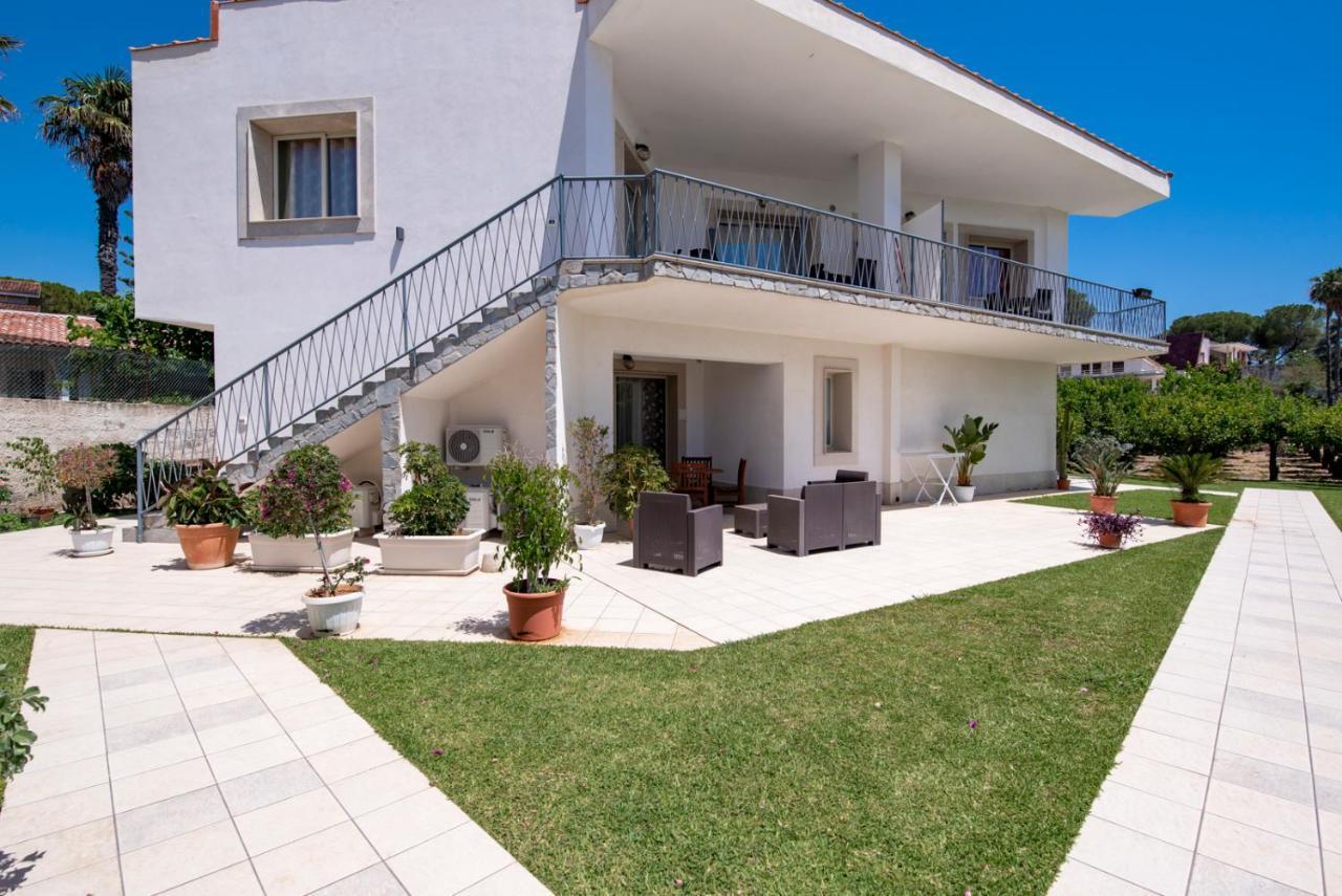 Villa Venera Fontane Bianche Bagian luar foto