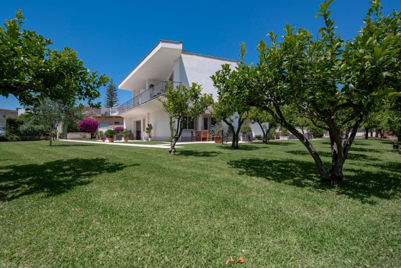 Villa Venera Fontane Bianche Bagian luar foto