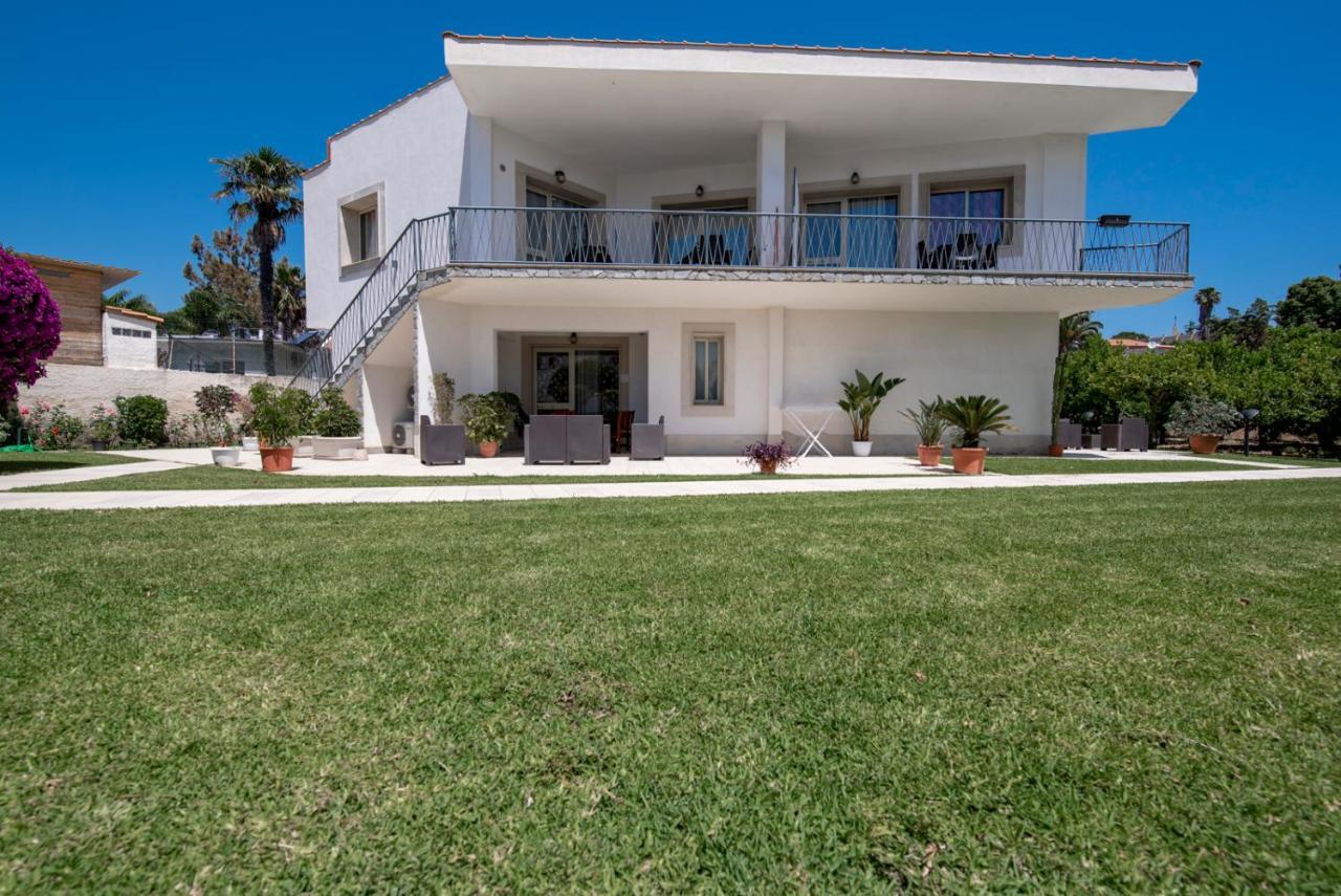 Villa Venera Fontane Bianche Bagian luar foto
