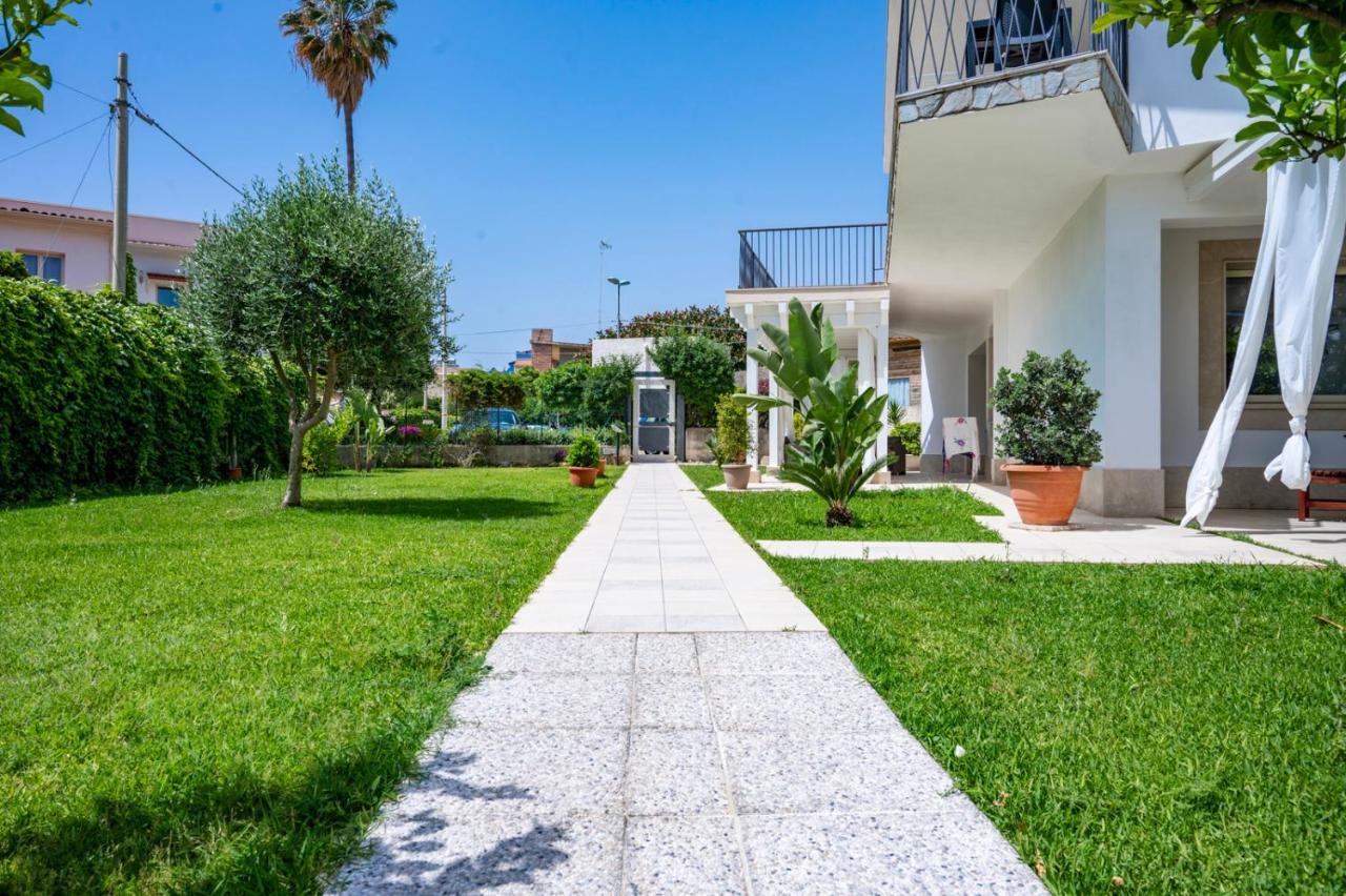 Villa Venera Fontane Bianche Bagian luar foto
